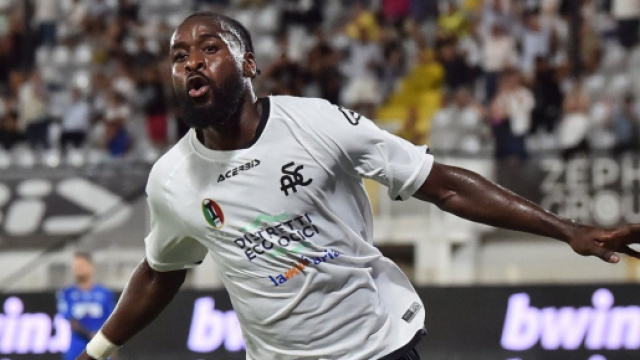Nzola dello Spezia piace alla Salernitana.