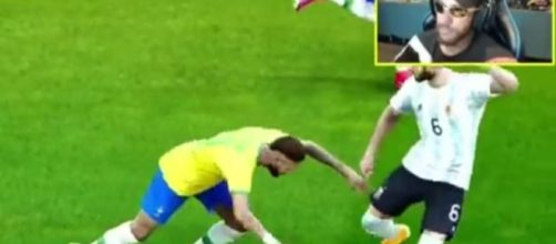 Neymar simule même sur FIFA (capture Twitter @NaikyOh6)