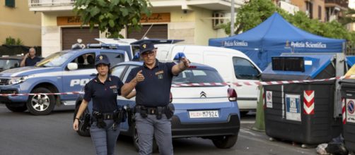 Roma, corpo di una 17enne ritrovato in un carrello della spesa: fermato un coetaneo.