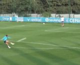 Dimitri Payet a inscrit un magnifique but à l'entrainement (capture Twitter @dimpayet17)