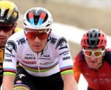 Ciclismo, Remco Evenepoel torna in gruppo al Giro di Svizzera.