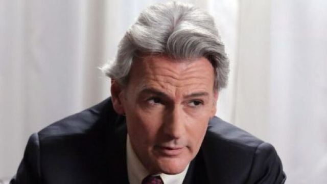 Il Paradiso 8, Roberto Farnesi rompe il silenzio.