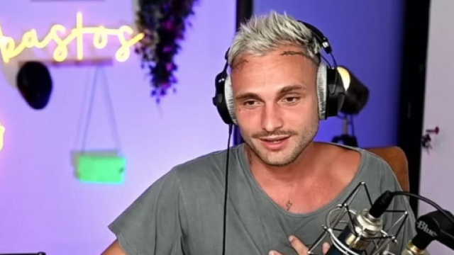 Bastos viré de Love Island à cause d'une vidéo ? Il dément et raconte en détails ses altercations avec Nicolo et Issam. (Crédit photo ©BastosTV)