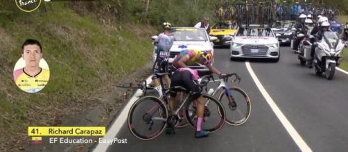 Tour de France, la caduta di Mas e Carapaz.