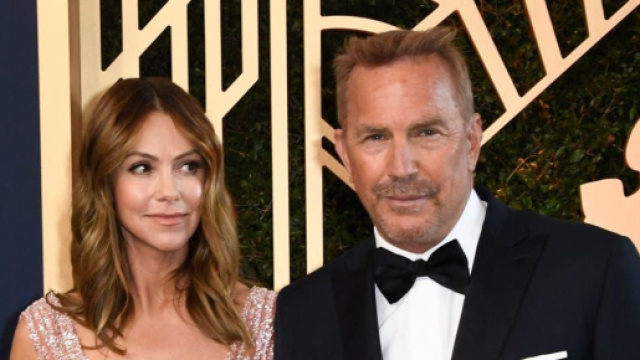Le mariage de Kevin Costner et la créatrice de sac à main prend fin (Screenshoot Twitter @Independent)