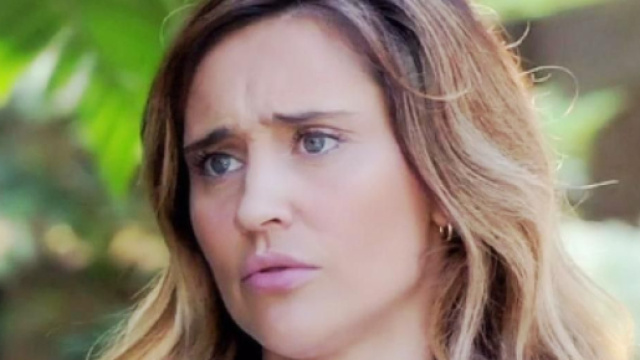 Un posto al sole, puntata 11 luglio e pagelle: Viola noiosa.