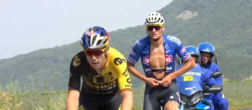 Ciclismo, Wout van Aert e Mathieu van der Poel in fuga al Tour de France