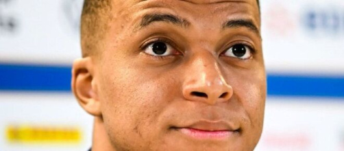 Kylian Mbappé est au Cameroun actuellement (capture Twitter @_BeFootball)
