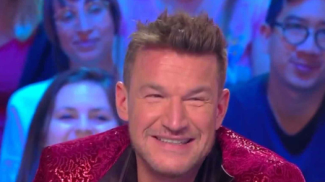 Le chroniqueur de TPMP Benjamin Castaldi chez Cyril Hanouna (source : capture d'écran C8)