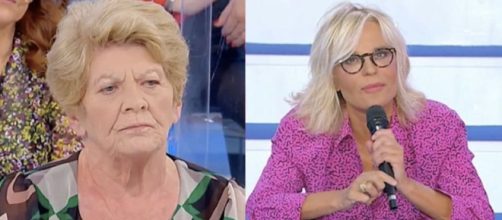 Uomini e Donne, Pinuccia fa un appello a Maria: 'Vorrei presentare il mio brano in studio'.