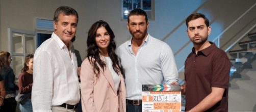 Can Yaman, piovono critiche su Viola come il mare 2: 'Recitazione pessima, inguardabile'.