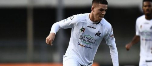 Emil Holm, giocatore dello Spezia.