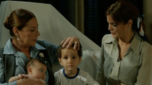 Terra amara, puntata 21 luglio: Zuleyha saluta Hunkar chiamandola madre prima di fuggire.