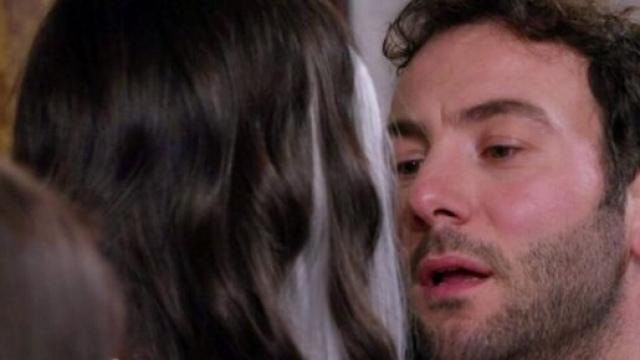 Un posto al sole, 27-28/7: Samuel si concede a Micaela, Ada vuole Nunzio.