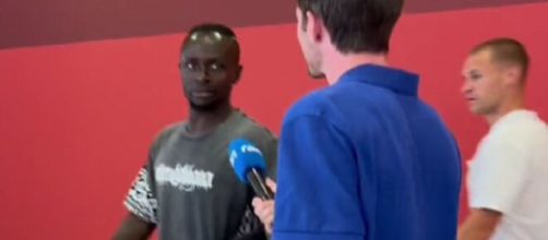 Sadio Mané agressif envers des journalistes (capture Twitter @ActuFoot_)