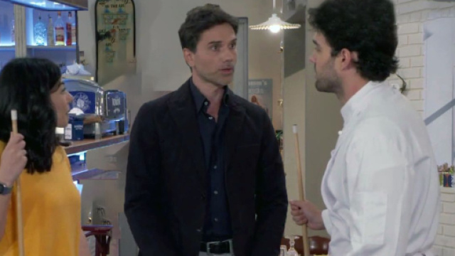 Un posto al sole, Rossella (Giorgia Gianetiempo), Riccardo (Mauro Racanati) e Nunzio (Vladimir Randazzo).