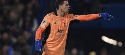 Juventus, Szczesny: 'Chiesa giocatore davvero veloce, Kostic è molto potente'.