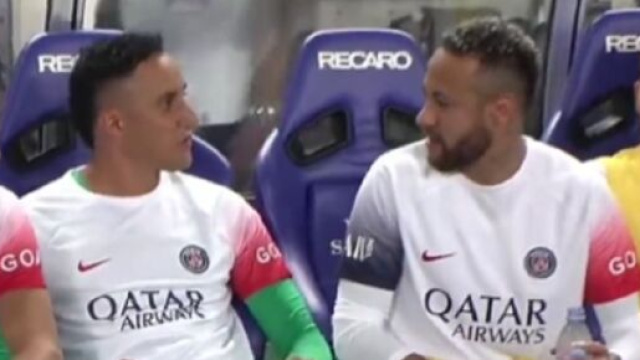 Neymar et ses coéquipiers du PSG (capture Twitter @MediaParisien)