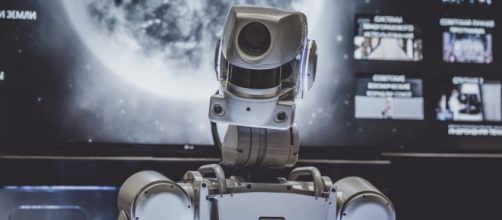 Robôs "equipados" com IA podem ser o futuro (Reprodução/Unsplash)
