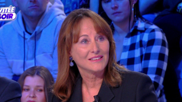 Ségolène Royal sur le plateau de TPMP, émission présentée par Cyril Hanouna. Source : capture d’écran C8.