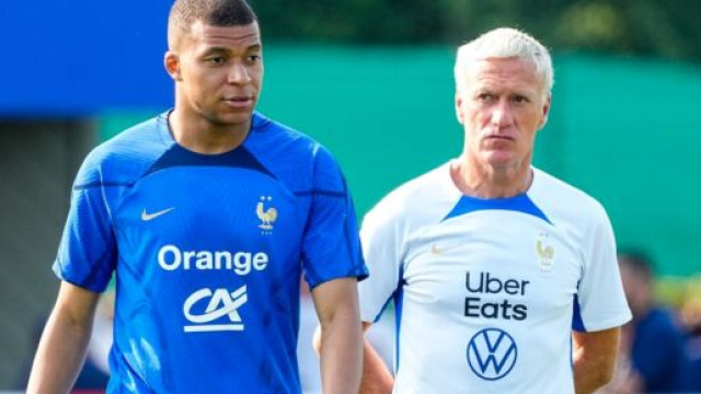 Deschamps compte beaucoup sur Mbappé. (screenshot Twitter - @le10sport)