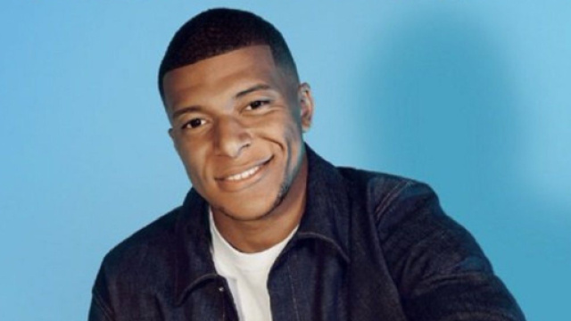 Kylian Mbappé pour Hublot (capture Twitter @DamienRieu)