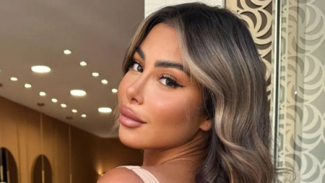 Maeva Ghennam est malade et ira voir un médecin (Screenshoot Twitter @GossipRoomOff)