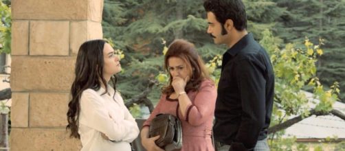 Terra amara: Sevda scopre che Demir e Umit hanno una relazione