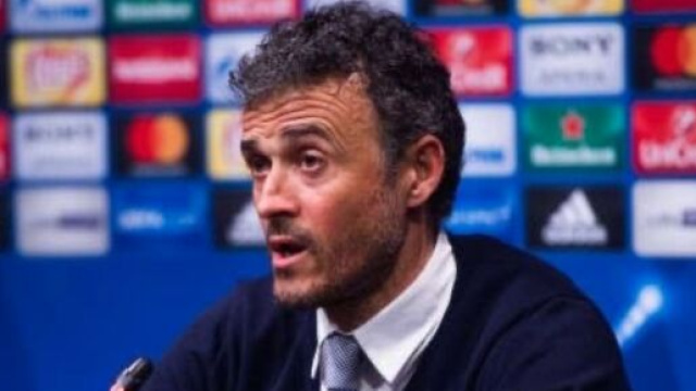 Luis Enrique en forme pour ses débuts au PSG. (screenshot Twitter - @CanalSupporters))