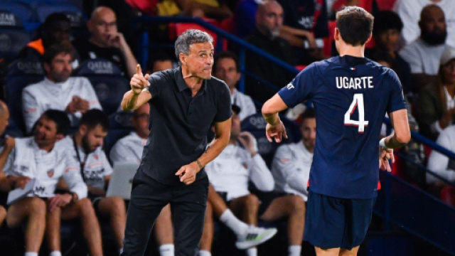 Après le premier match du PSG, le style de jeu proposé est le sujet de discussion numéro 1. (@ParisGalaxyOff)