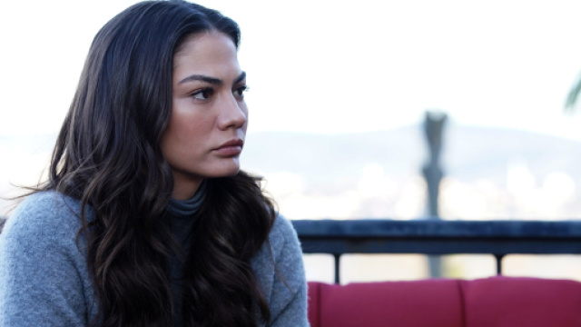 My Home My Destiny, trame 16-18 agosto: Zeynep sospetta che Benal sia incinta di Mehdi.