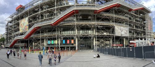 Pompidou Centre in Paris (Image source: DiscoA340/Wikimedia Commons)