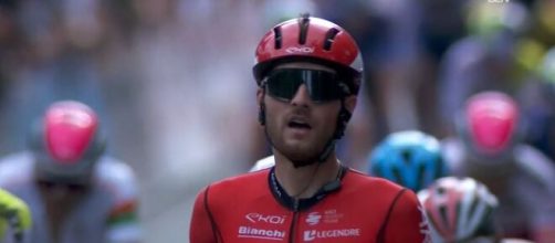 Ciclismo, Luca Mozzato ha vinto la sua prima corsa da professionista