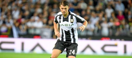 La Juventus valuterebbe come rinforzo per il centrocampo Lazar Samardzic.