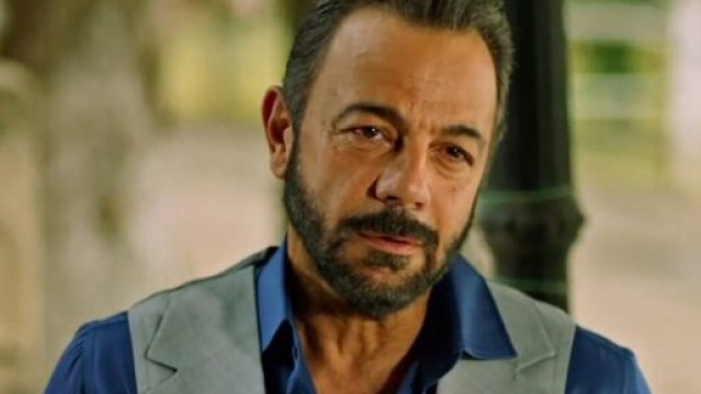 Terra amara, Fekeli conosce la zia di Fikret.