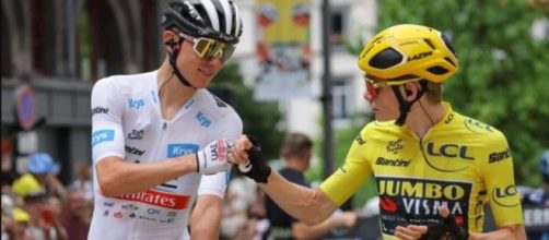 Ciclismo, Tadej Pogačar e Jonas Vingegaard al Tour de France.