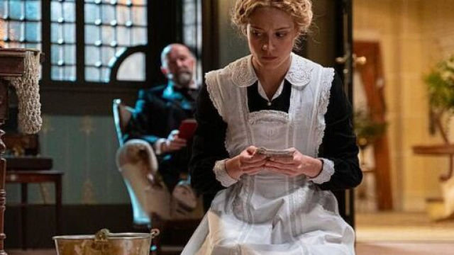 La Promessa, trame al 2/09: Petra interroga Teresa, Jana vede delle foto che la ritraggono.