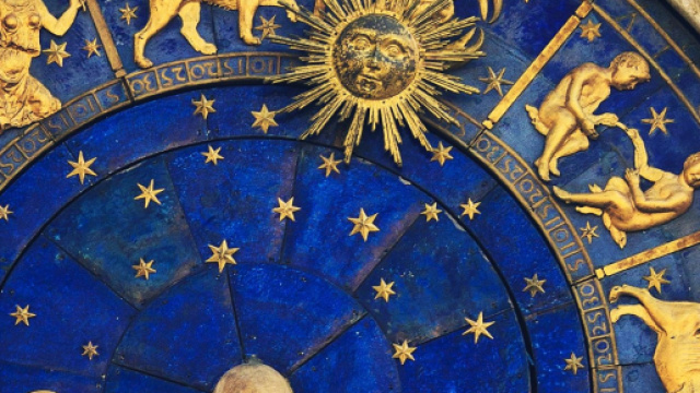 L'oroscopo e posizioni di venerdì 25 agosto, fortuna: Scorpione in testa