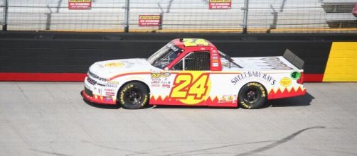 The #24 GMS Racing truck as driven by Kaz Grala in 2015 (Image source: Mike Kalasnik/Wikimedia Commons)