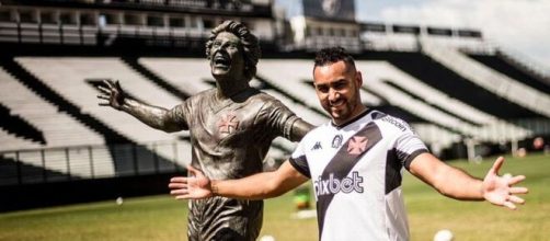 Payet não enfrenta o Palmeiras (Reprodução/Instagram/@payetdimitri27)