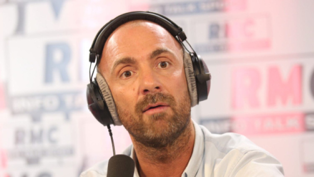 Christophe Dugarry au micro d'RMC (capture Twitter @Rothensenflamme)
