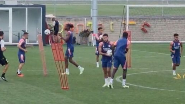 L'OL pas encore au point en ce début de saison de Ligue 1. (screenshot Twitter -@LeProgresOL)