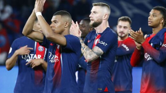 Mbappé et le PSG vainqueurs du RC Lens. (screenshot Twitter - @PSG_inside)