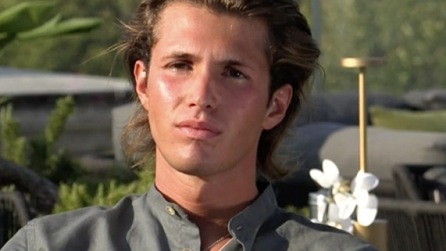 U&D, Alice su Brando: 'Convivere per motivi di lavoro non significa essere fidanzati'.