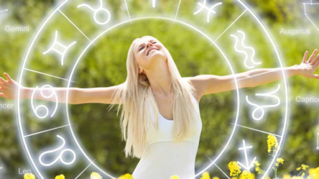 L'oroscopo e posizioni settimana dal 7 al 13 agosto, fortuna: successi per Toro