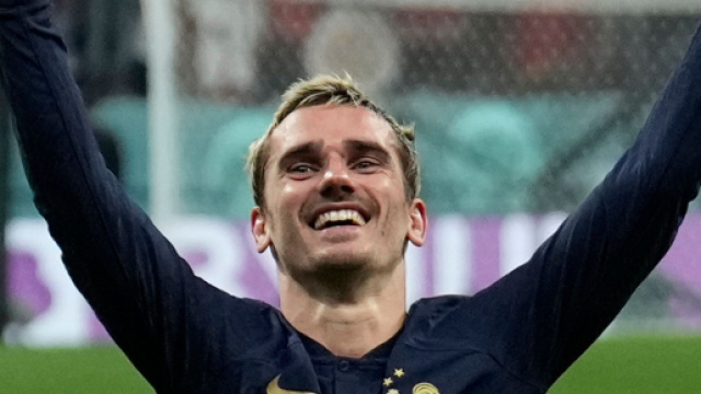 Antoine Griezmann en équipe de France (capture Twitter @Actu Foot)