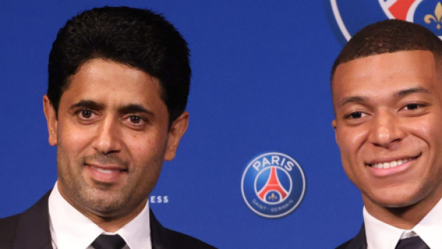 PSG : Nasser Al-Khela&iuml;fi et Kylian Mbapp&eacute; (capture Twitter Foot Mercato)