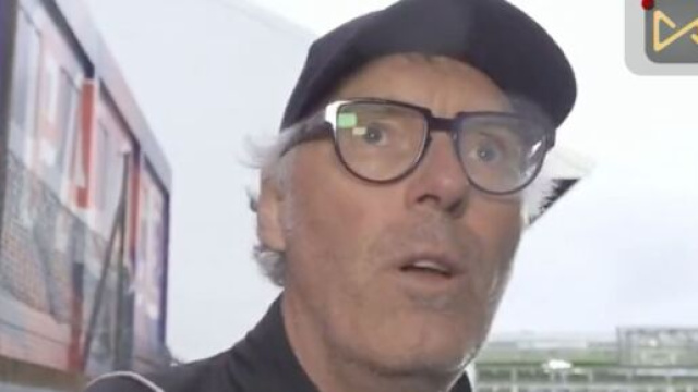 Laurent Blanc inquiet pour son avenir à l'OL. (screenshot Twitter - @Msila28)