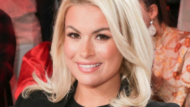 Carla Moreau prend la parole sur sa vie amoureuse (Screenshoot Twitter @le_Parisien)