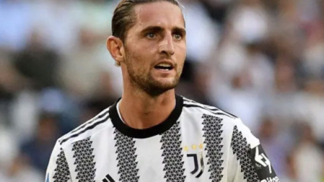 In foto Adrien Rabiot, giocatore della Juve.
